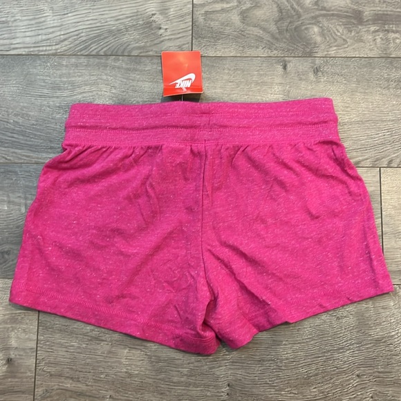Nike NWT Women’s Shorts - Picture 4 of 4